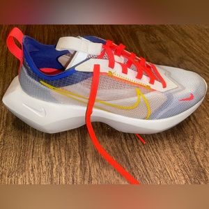 Nike Vista Lite Tennis Shoes